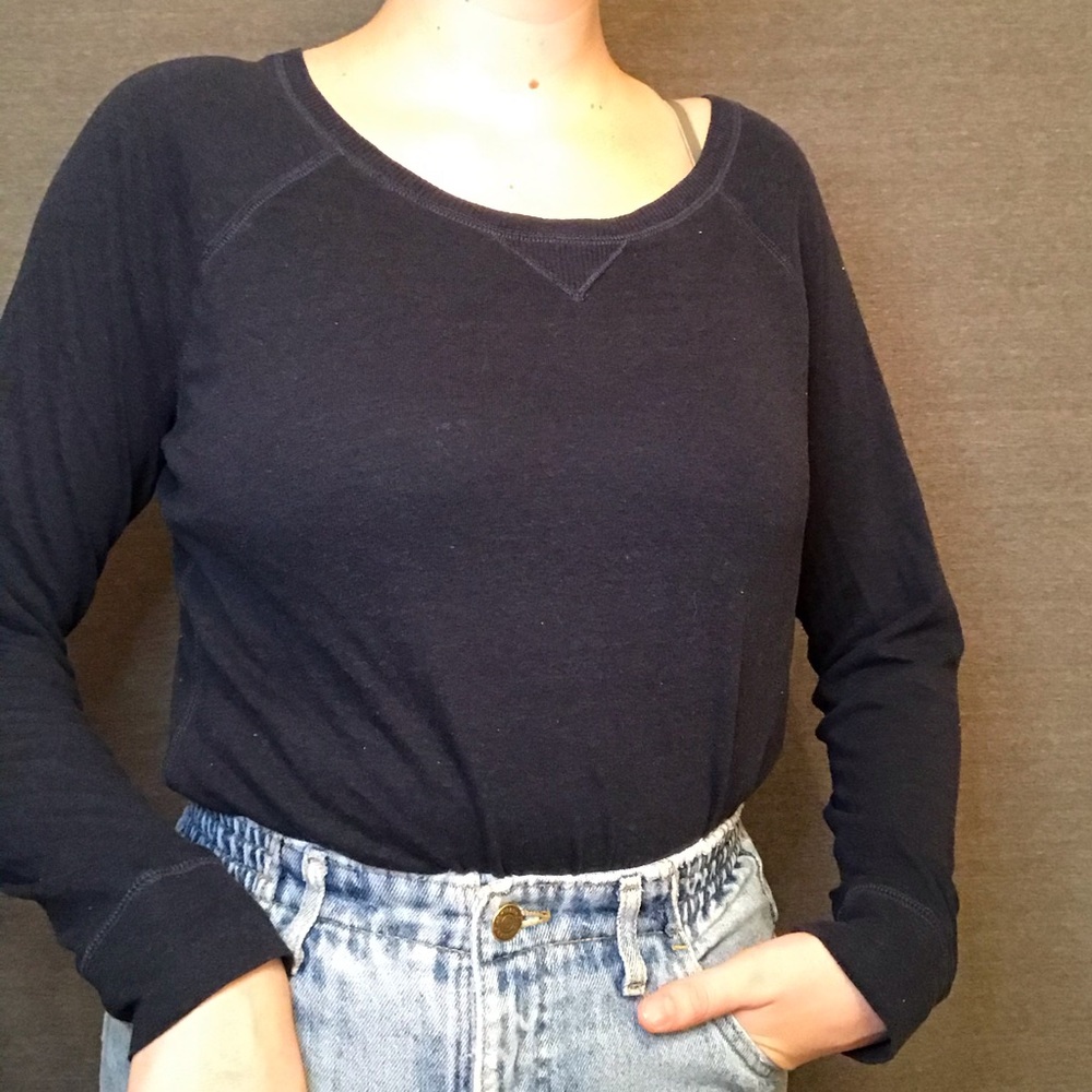 Abercrombie & Fitch Lightweight Navy Sweater